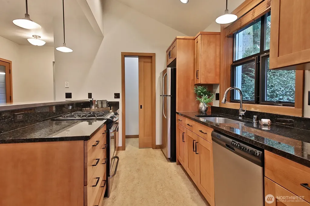 313 Edgecliff Drive Langley WA 98260