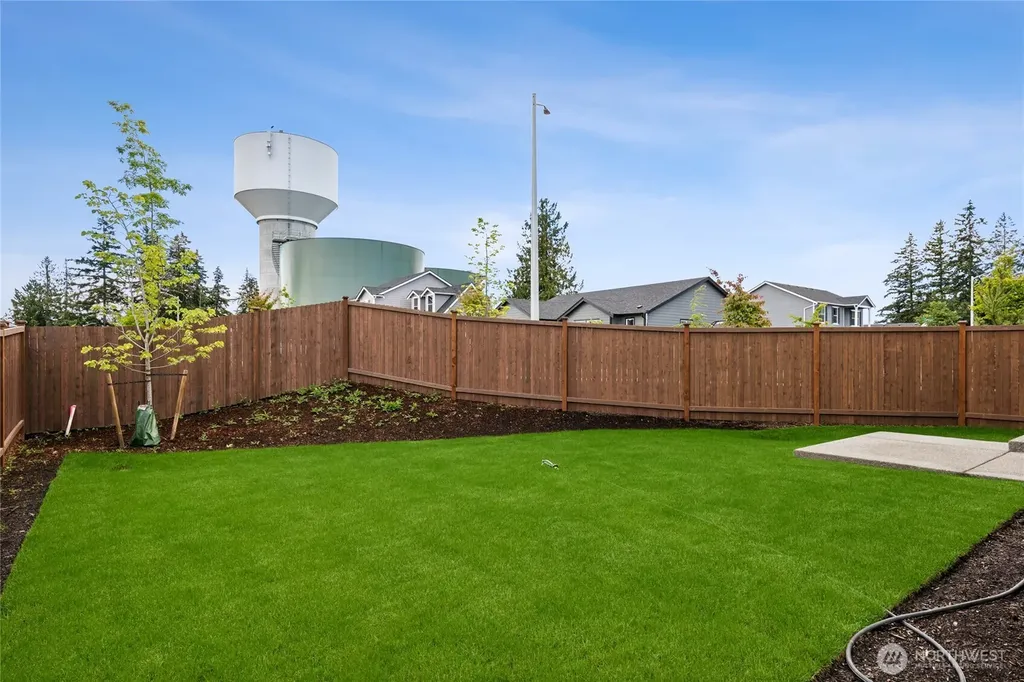 7412 280th Place NW Stanwood WA 98292
