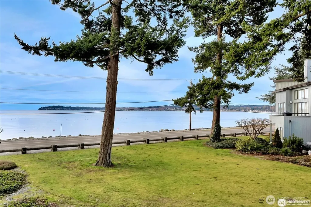 7806 Birch Bay Drive Blaine WA 98230