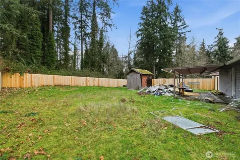 22204 48th Avenue W Mountlake Terrace WA 98043