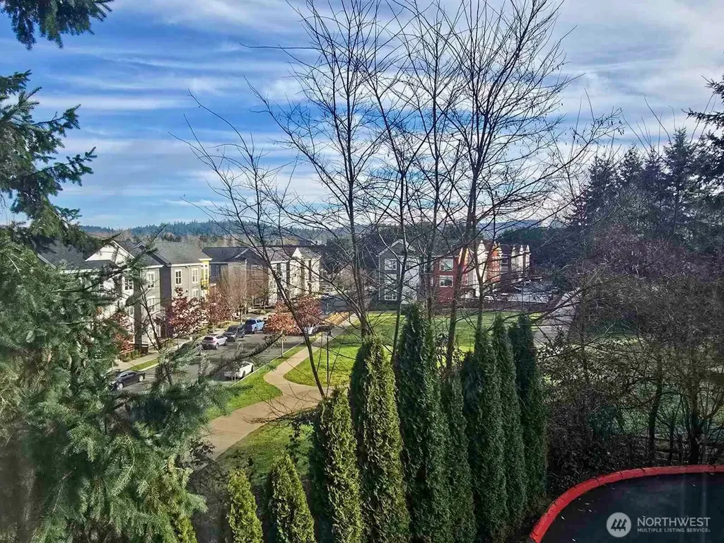 2272 Newport Way NW Issaquah WA 98027