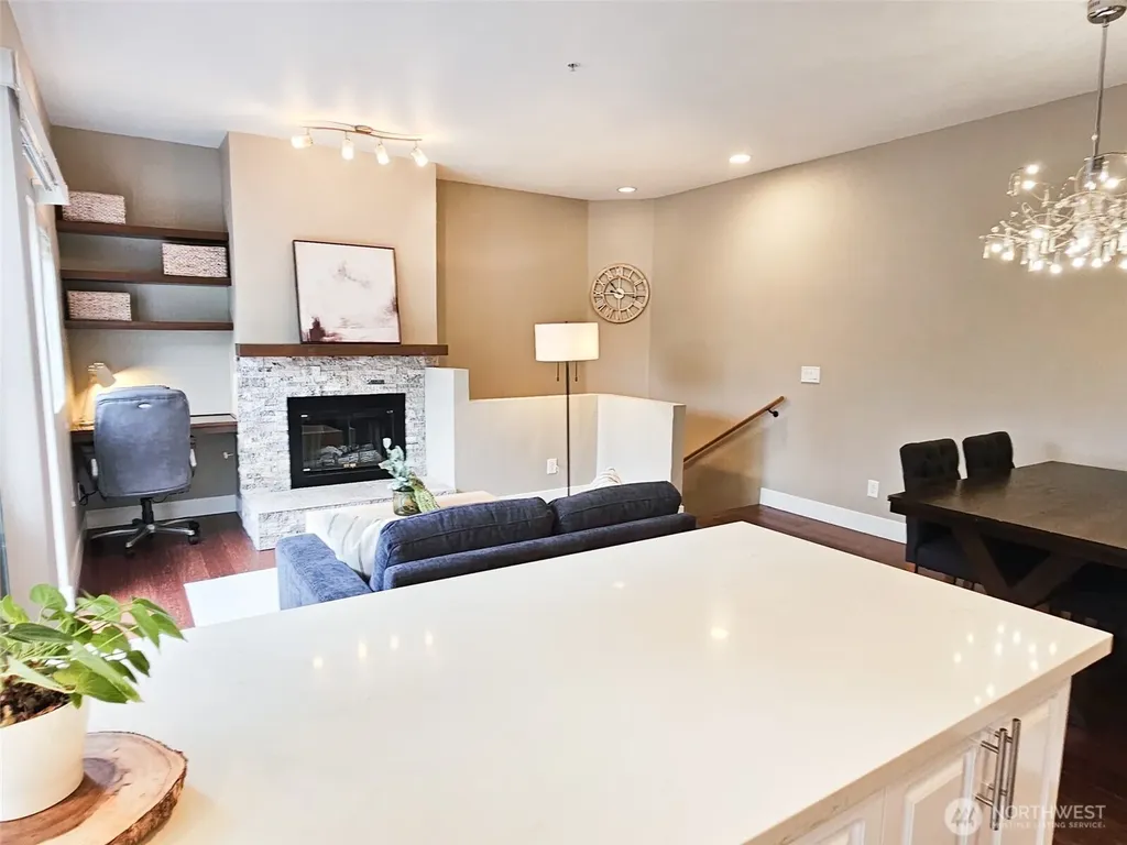 2272 Newport Way NW Issaquah WA 98027