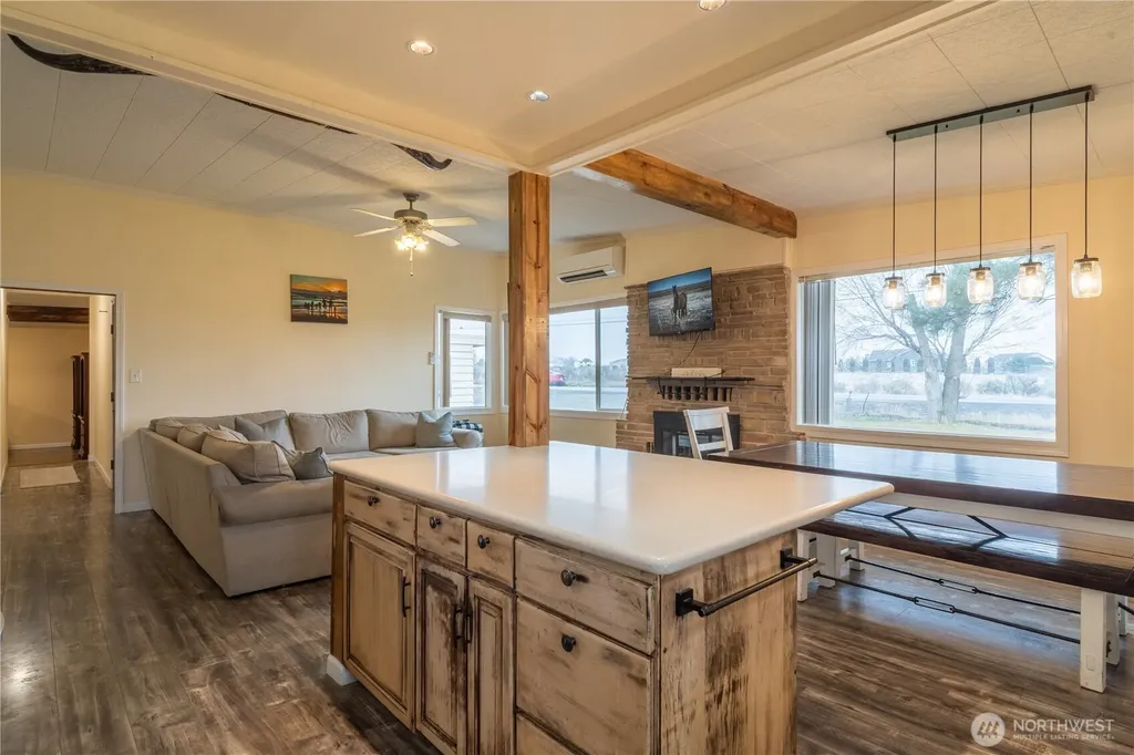 3416 Road 20 NE Soap Lake WA 98851