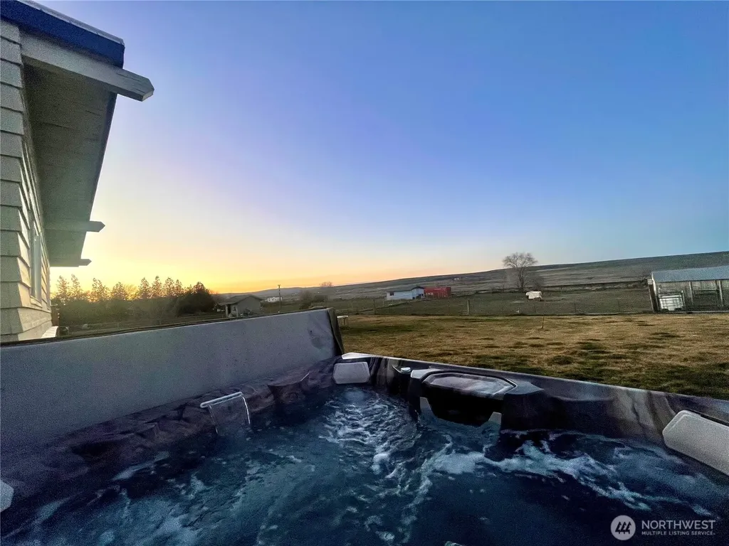 3416 Road 20 NE Soap Lake WA 98851