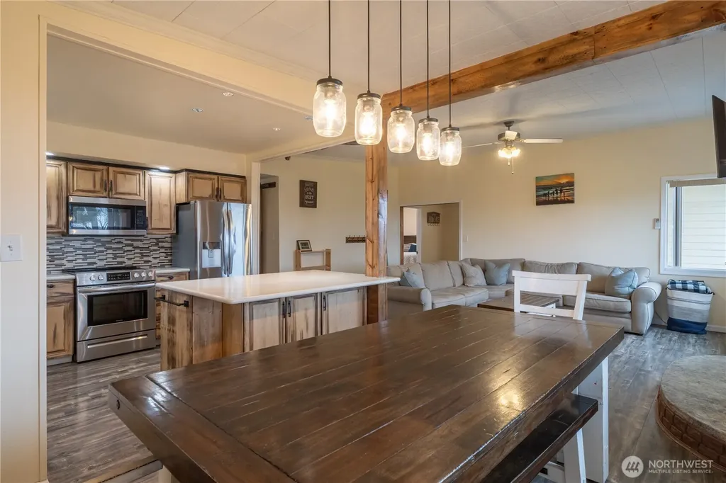 3416 Road 20 NE Soap Lake WA 98851