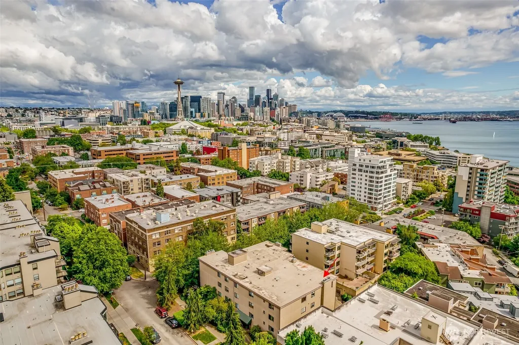 505 W Roy Street Seattle WA 98119