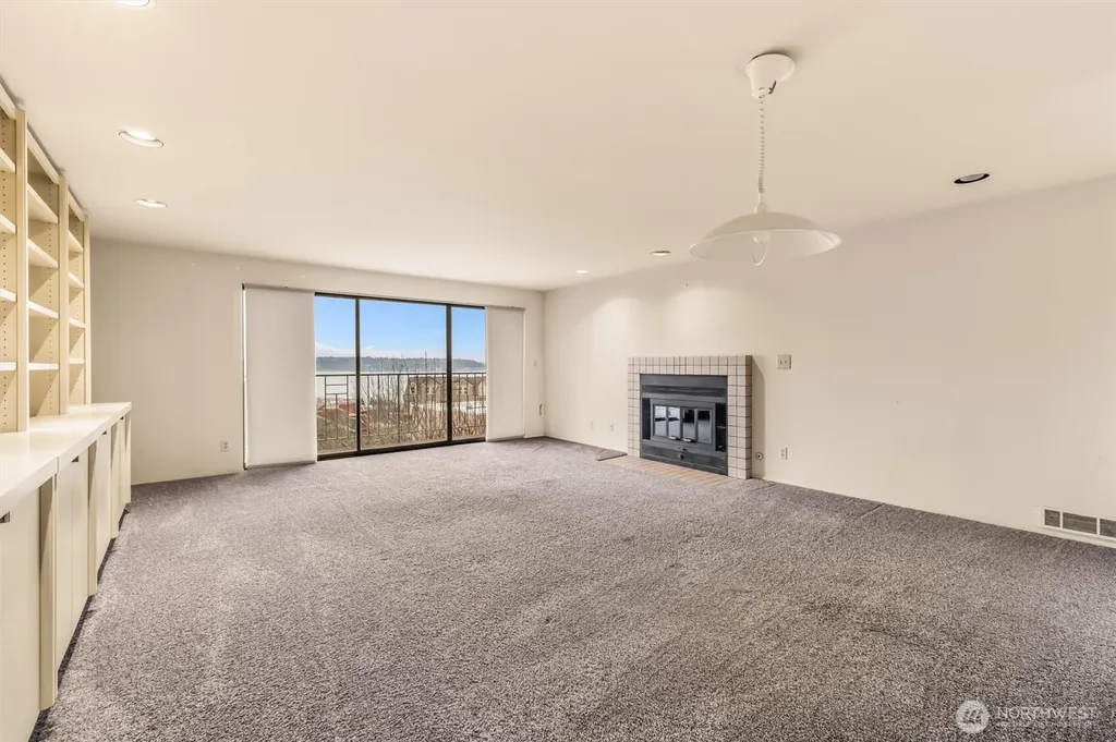 505 W Roy Street Seattle WA 98119
