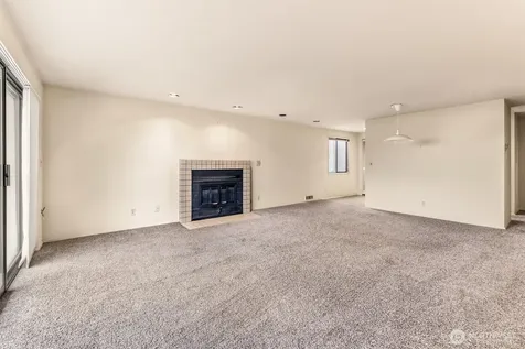 505 W Roy Street Seattle WA 98119