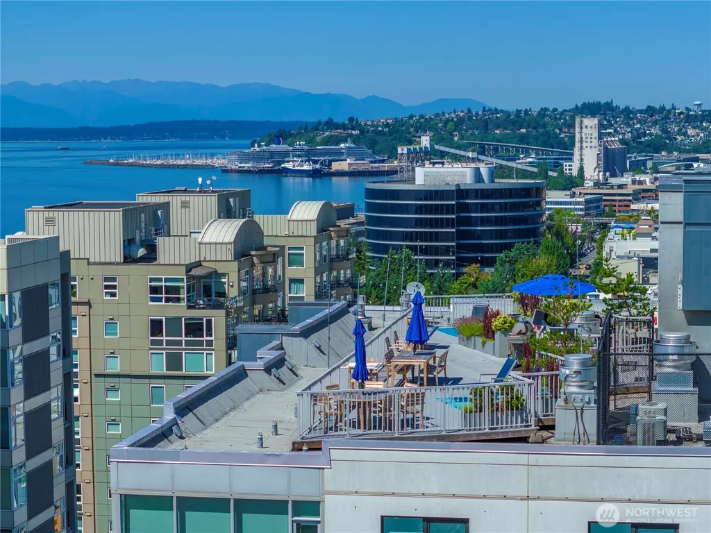 81 Clay Street Seattle WA 98121