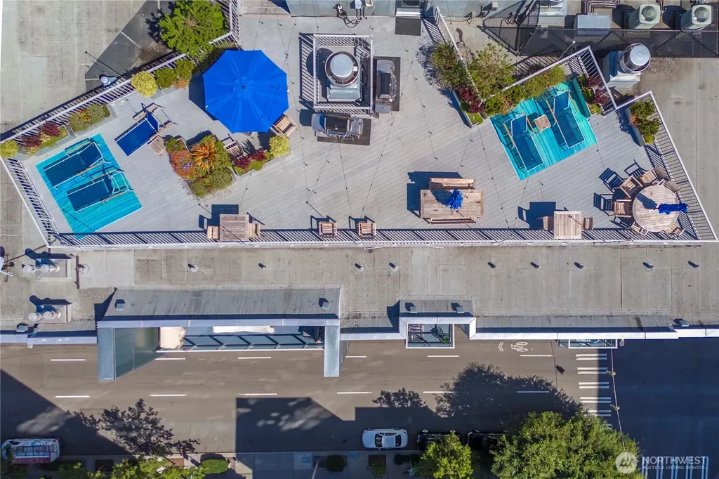 81 Clay Street Seattle WA 98121