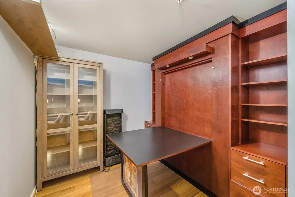 81 Clay Street Seattle WA 98121