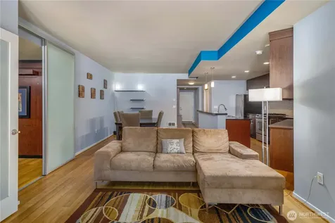 81 Clay Street Seattle WA 98121
