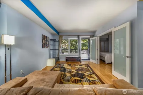 81 Clay Street Seattle WA 98121