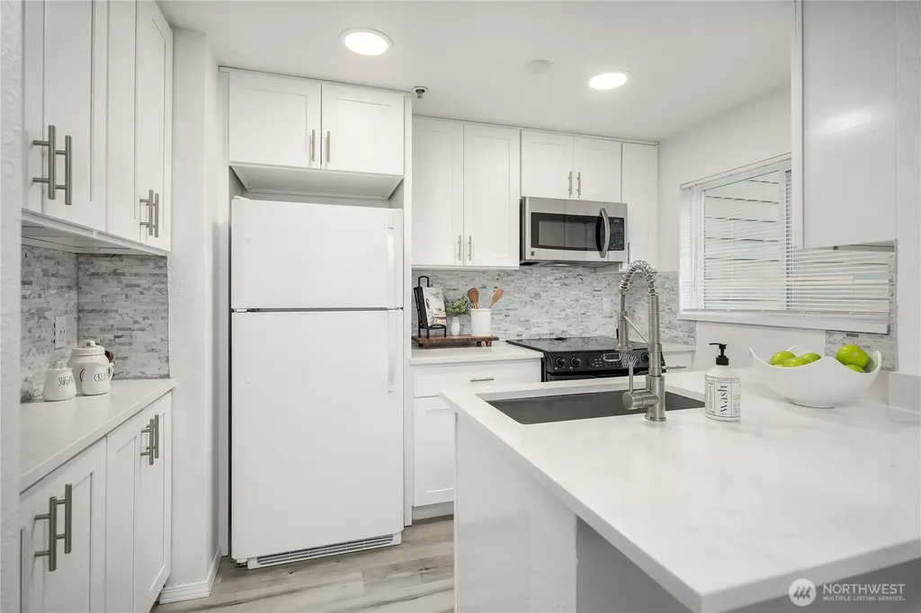 12602 109th Court NE Kirkland WA 98034