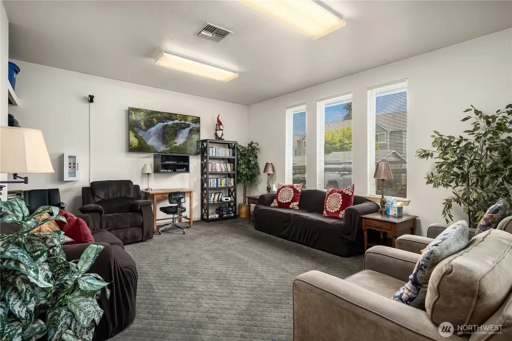 12602 109th Court NE Kirkland WA 98034
