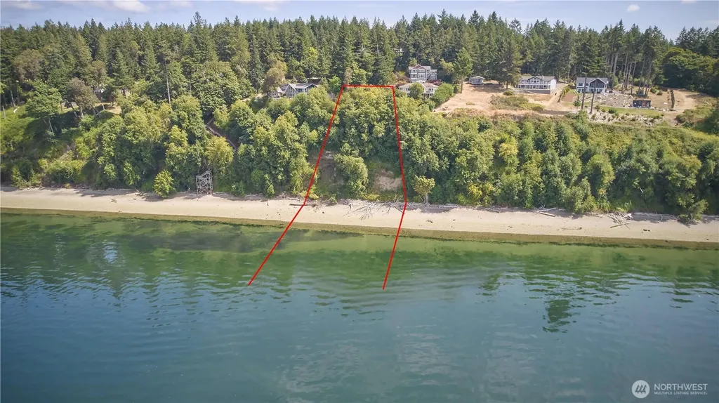 7118 190th Avenue SW Longbranch WA 98351