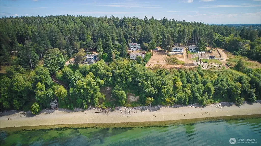 7118 190th Avenue SW Longbranch WA 98351