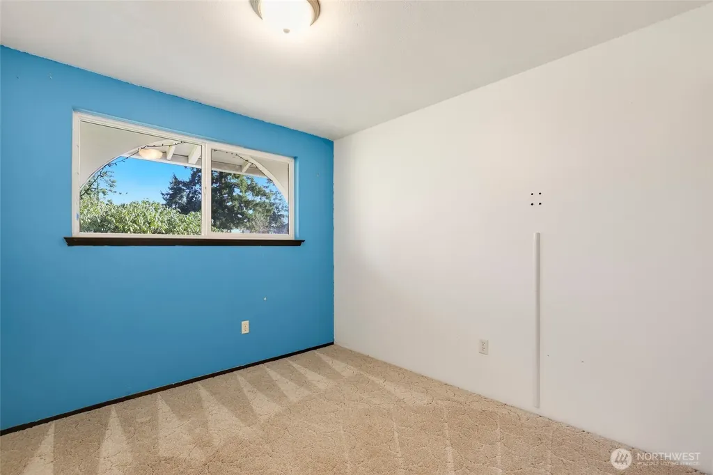 8504 Quinault Drive NE Olympia WA 98516
