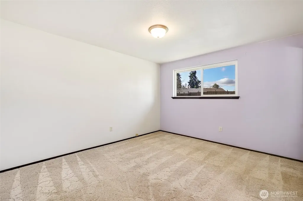 8504 Quinault Drive NE Olympia WA 98516