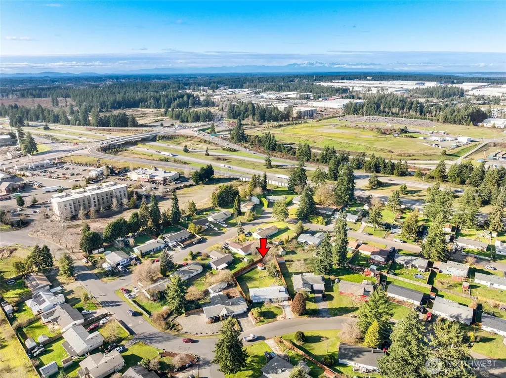 8504 Quinault Drive NE Olympia WA 98516