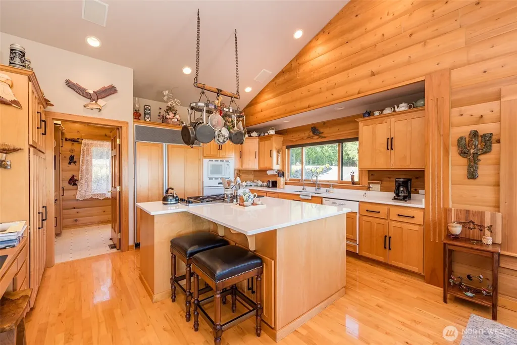 279 Ocean View Drive Port Angeles WA 98362