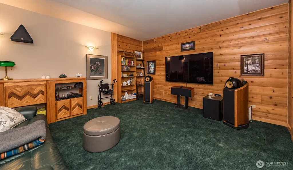 279 Ocean View Drive Port Angeles WA 98362