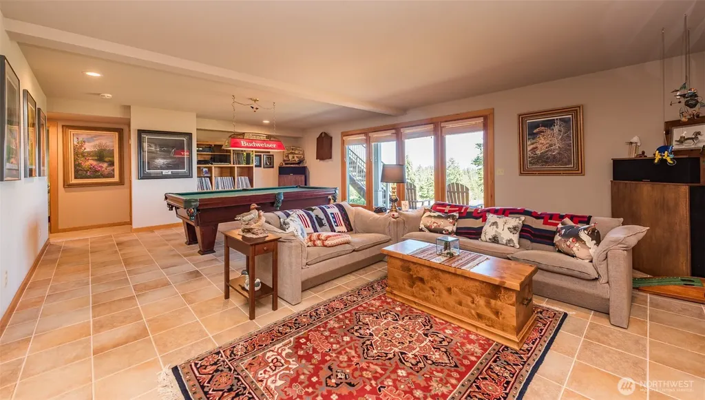 279 Ocean View Drive Port Angeles WA 98362