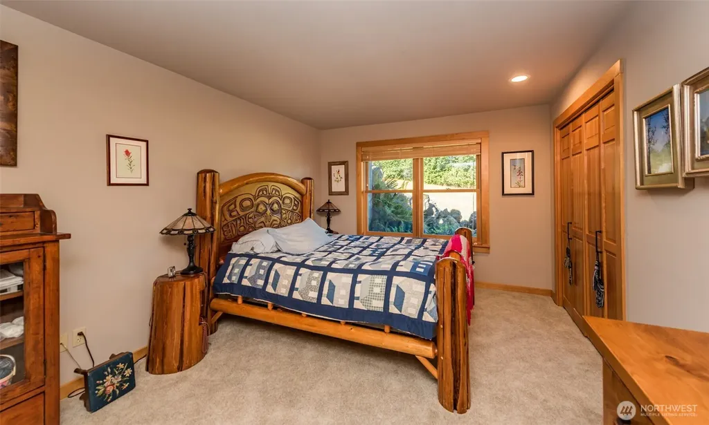 279 Ocean View Drive Port Angeles WA 98362