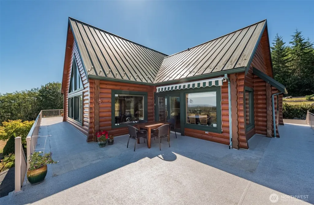 279 Ocean View Drive Port Angeles WA 98362