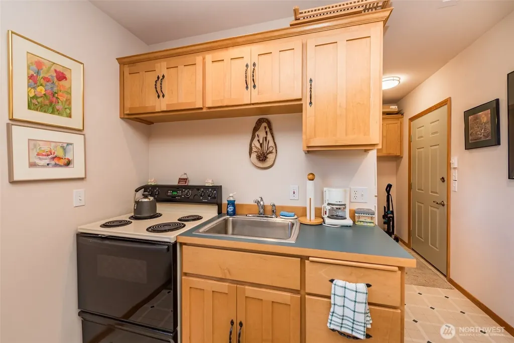 279 Ocean View Drive Port Angeles WA 98362