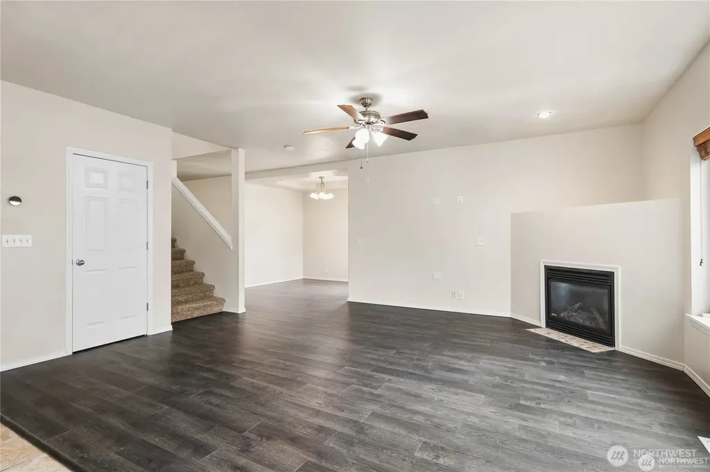 7615 198th Street E Spanaway WA 98387