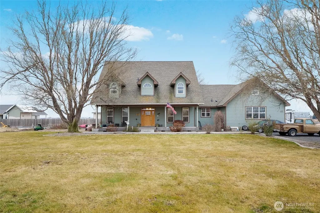4997 NE Road 7.5 Moses Lake WA 98837