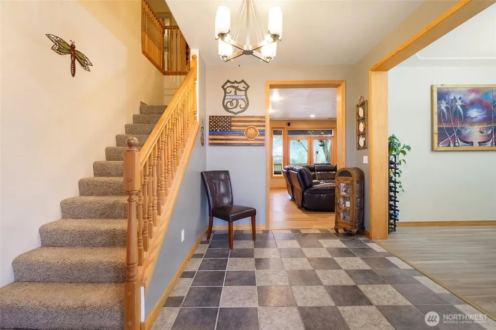 4997 NE Road 7.5 Moses Lake WA 98837