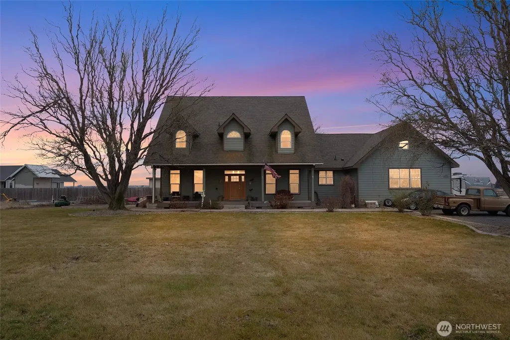 4997 NE Road 7.5 Moses Lake WA 98837