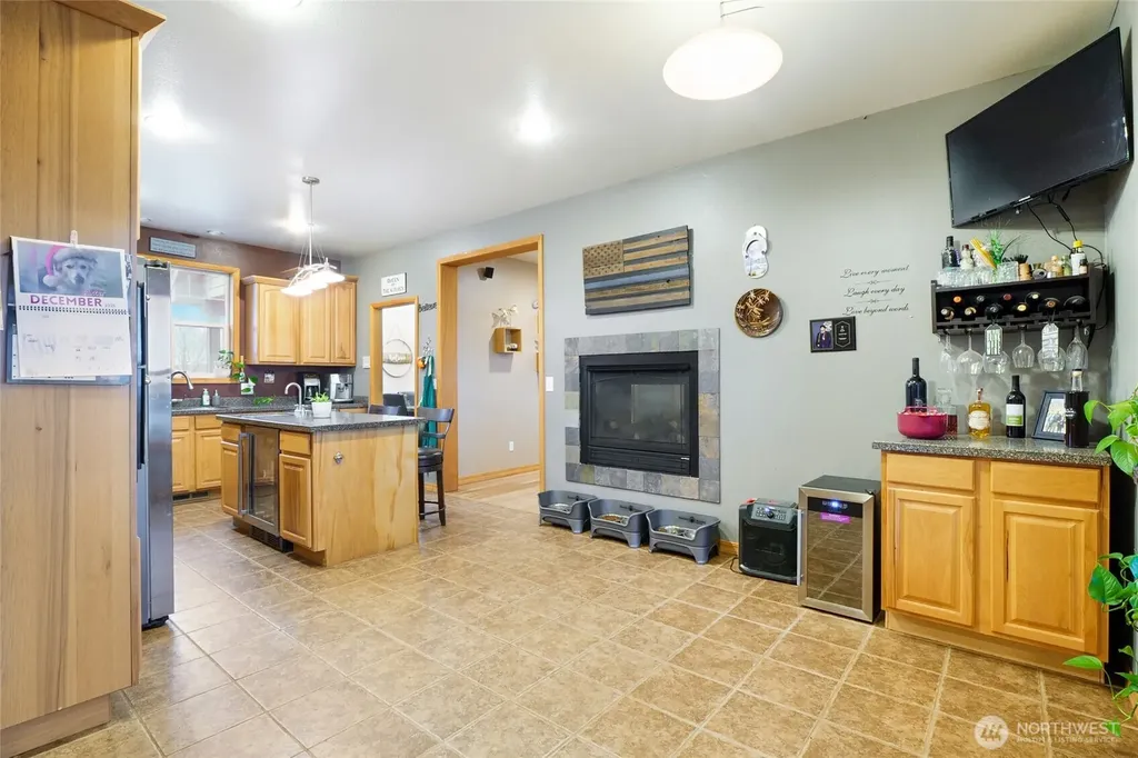 4997 NE Road 7.5 Moses Lake WA 98837
