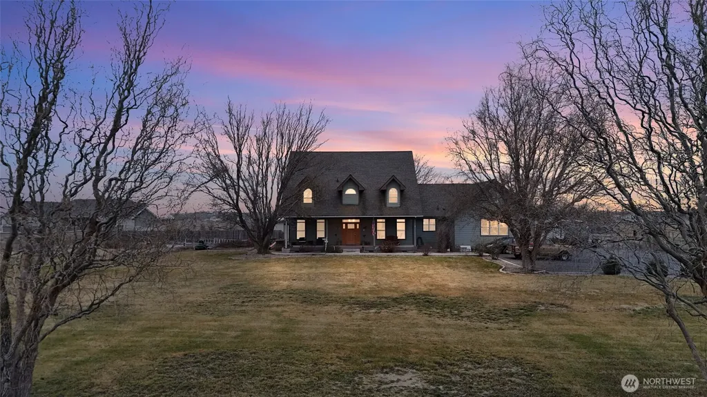 4997 NE Road 7.5 Moses Lake WA 98837