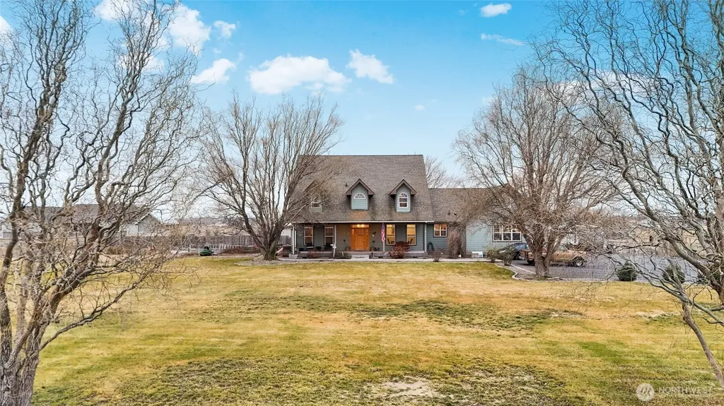 4997 NE Road 7.5 Moses Lake WA 98837