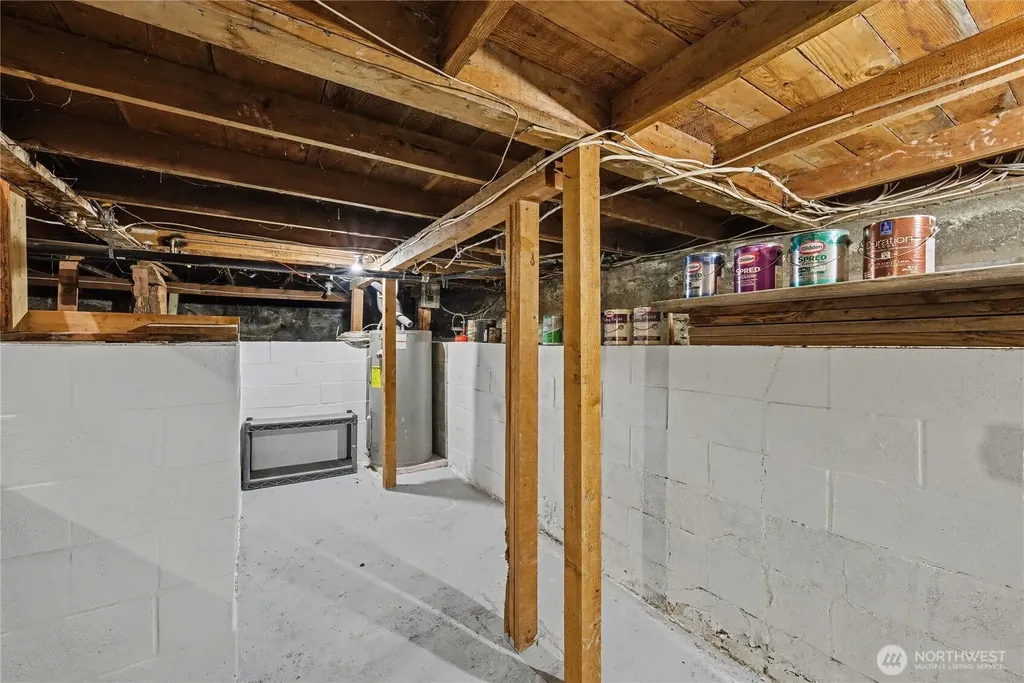 22 S Elder Street Soap Lake WA 98851