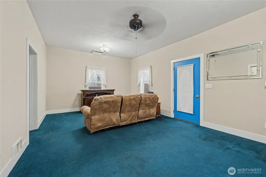 22 S Elder Street Soap Lake WA 98851