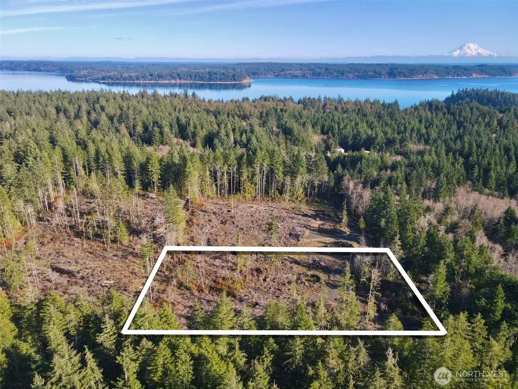 260 E Solbakk Veien Road Shelton WA 98584