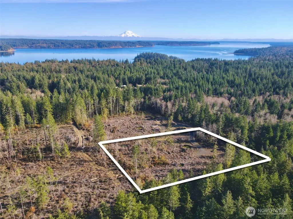 260 E Solbakk Veien Road Shelton WA 98584