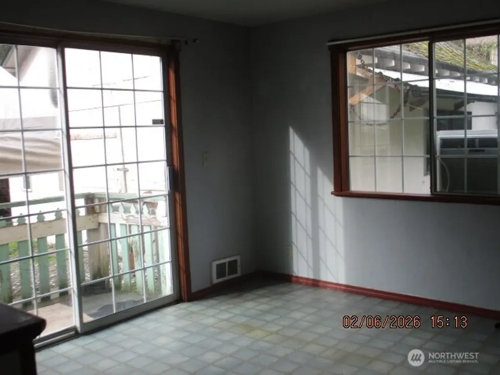 130 W Kinkaid Port Hadlock WA 98339