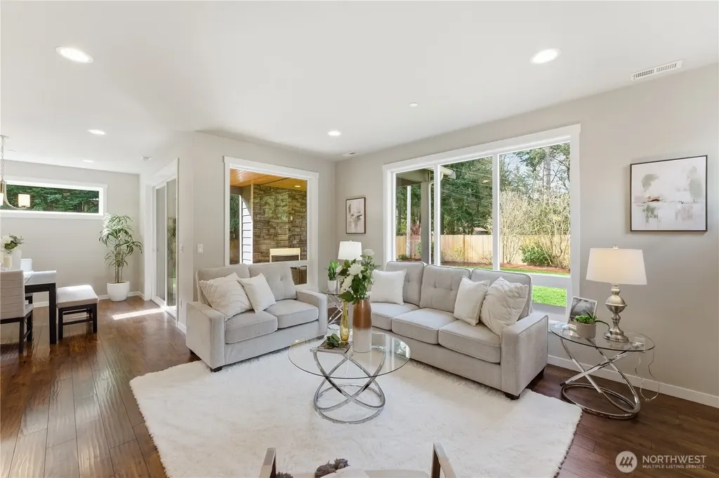 16005 74th Avenue NE Kenmore WA 98028