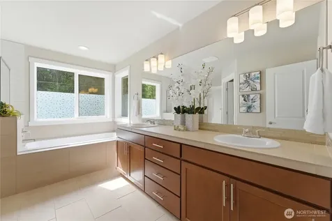 16005 74th Avenue NE Kenmore WA 98028
