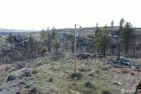 372 Cameron Lake Loop Road Okanogan WA 98840