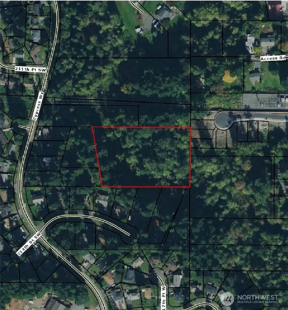 212 Cypress Way Lynnwood WA 98036