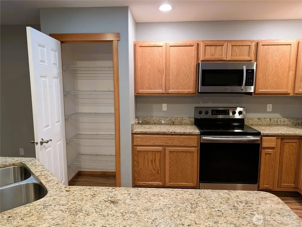 309 S 5th Street Mccleary WA 98557