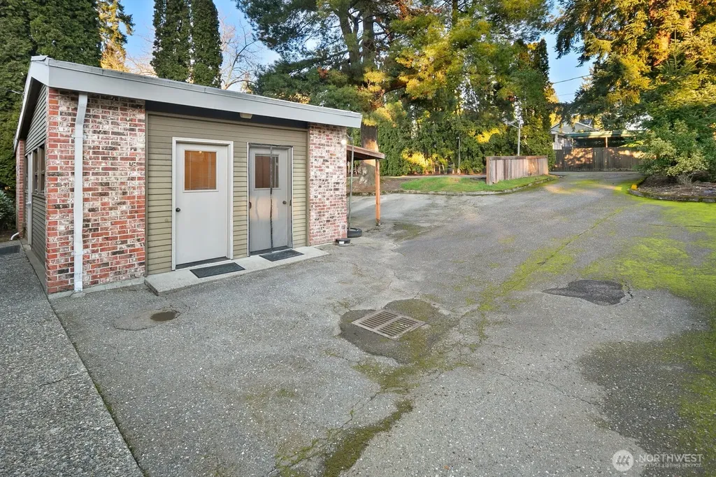 3601 123rd Street Seattle WA 98125