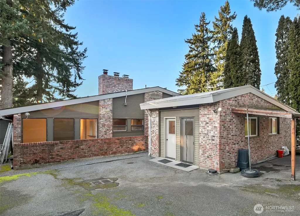 3601 123rd Street Seattle WA 98125