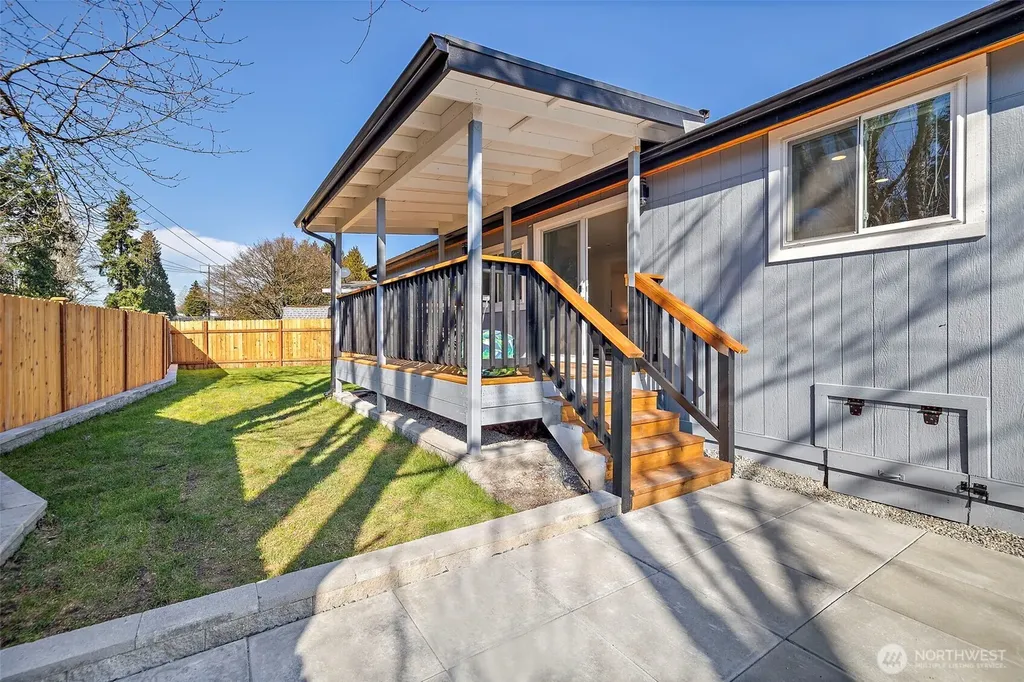 19309 127th Avenue NE Bothell WA 98011